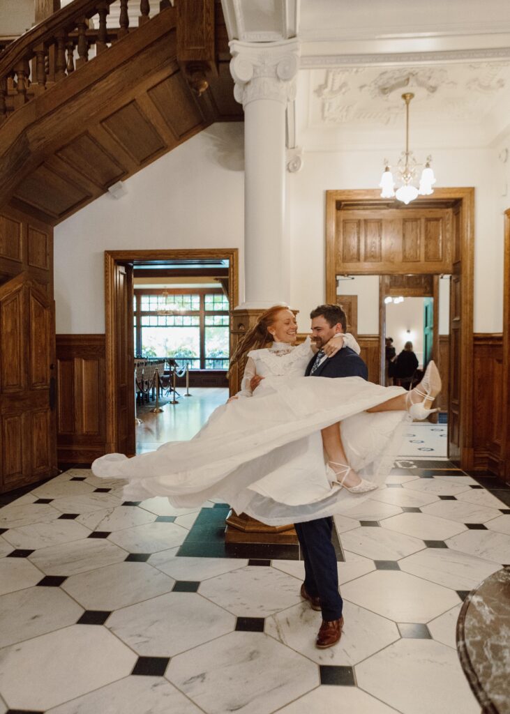bride and groom motion blur photo