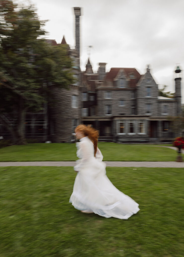 runaway bride Boldt Castle Elopement