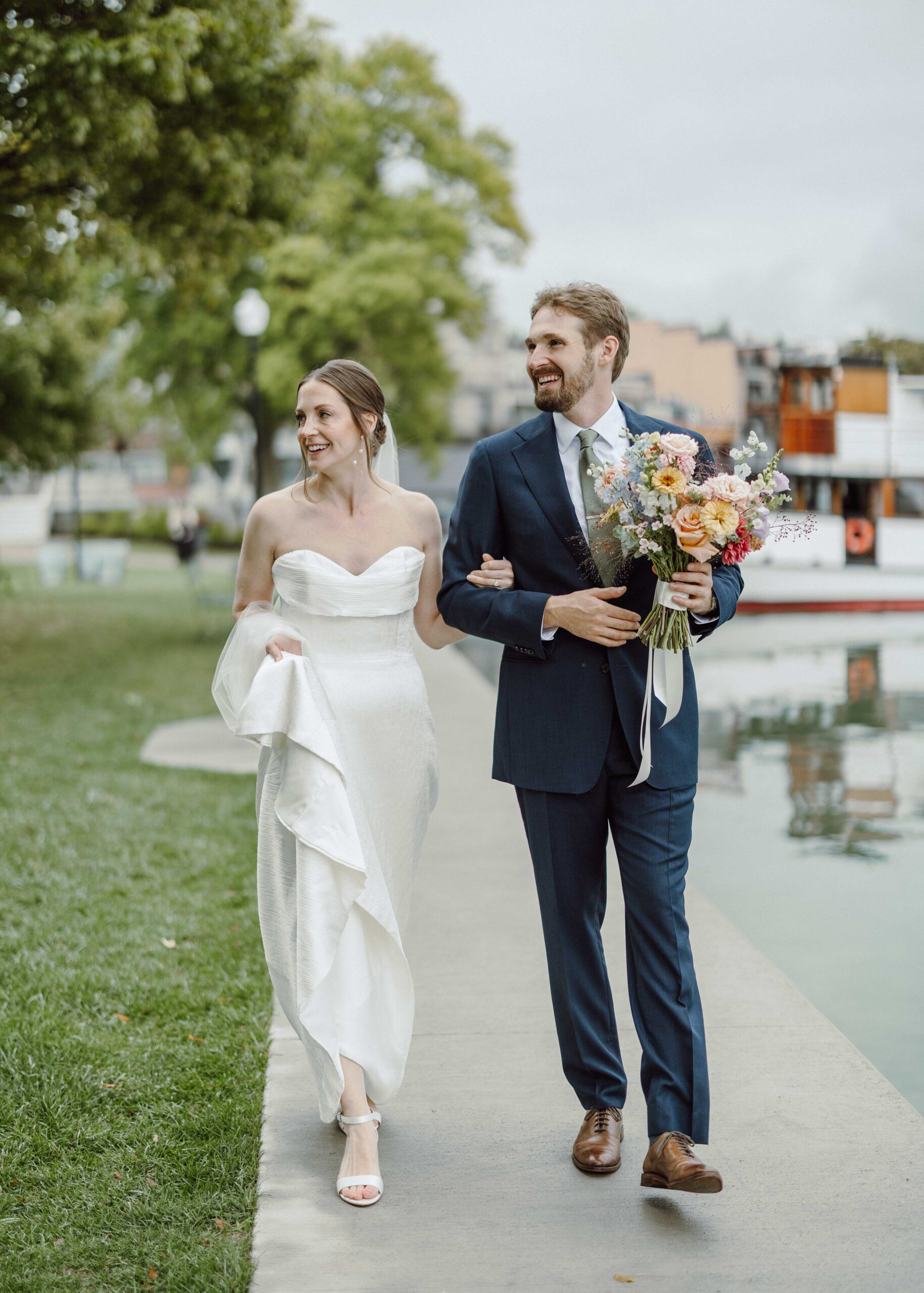 bride and groom wedding portraits at Skaneateles Lake