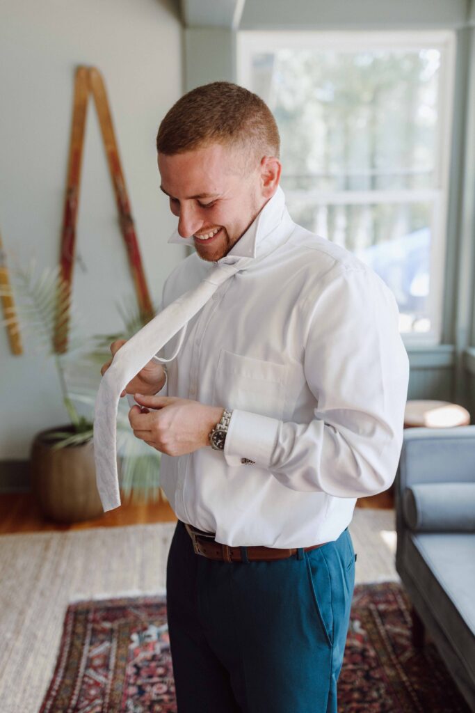 getting ready fro vanderkamp ny wedding